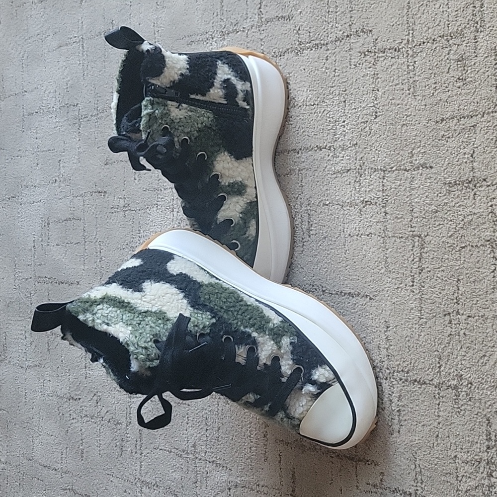 Steve Madden Shaft Platform High Top Sneakers